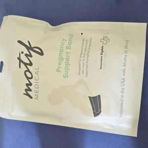 ✨MOTIF MEDICAL PREGNANCY BELLY/ BACK SUPPORTER Size M✨